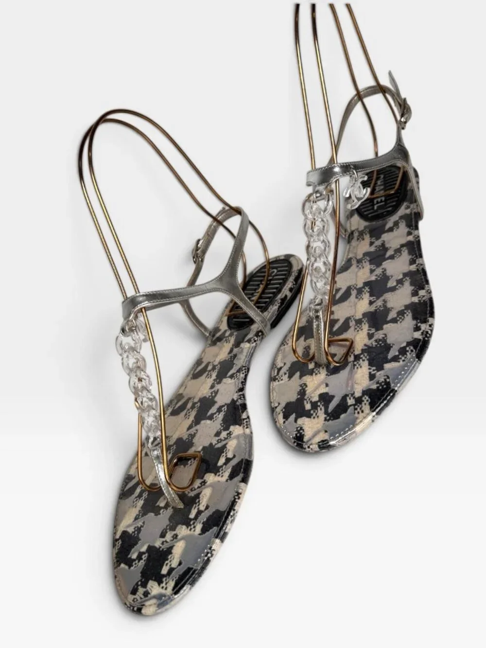 CHANEL EU 40 US 9 Silver Strappy Houndstooth Chain Ankle Strap Jelly Sandals
